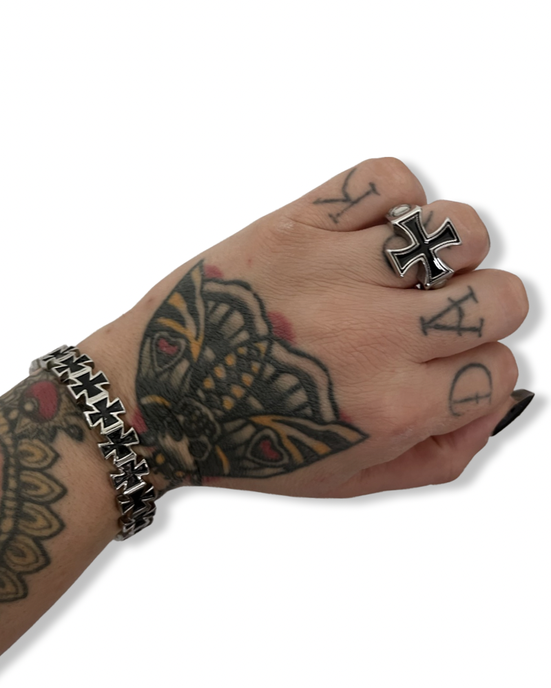 BRAZALETE PULSERA BLACK CROSS /La oveja negra shop.